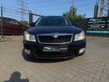 Skoda Octavia Combi Ambiente - Skoda Octavia aus 2011: Kombi
