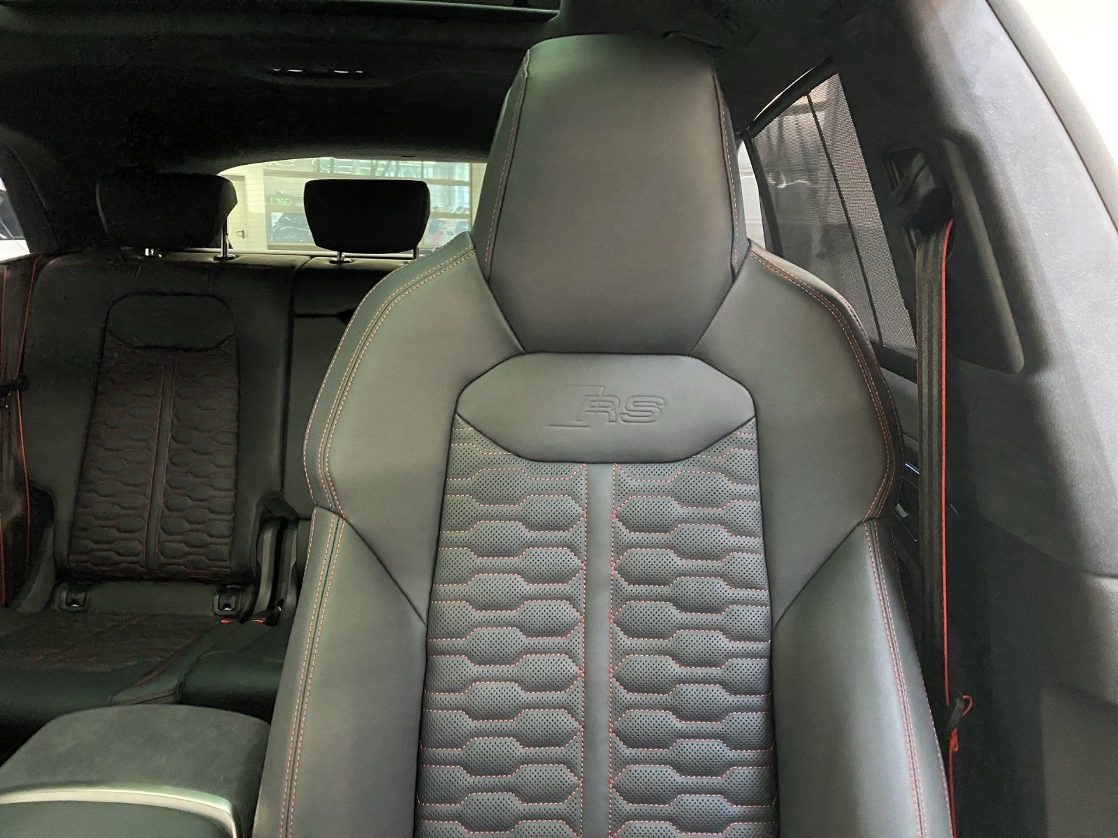 Audi RSQ8 - Bild 10