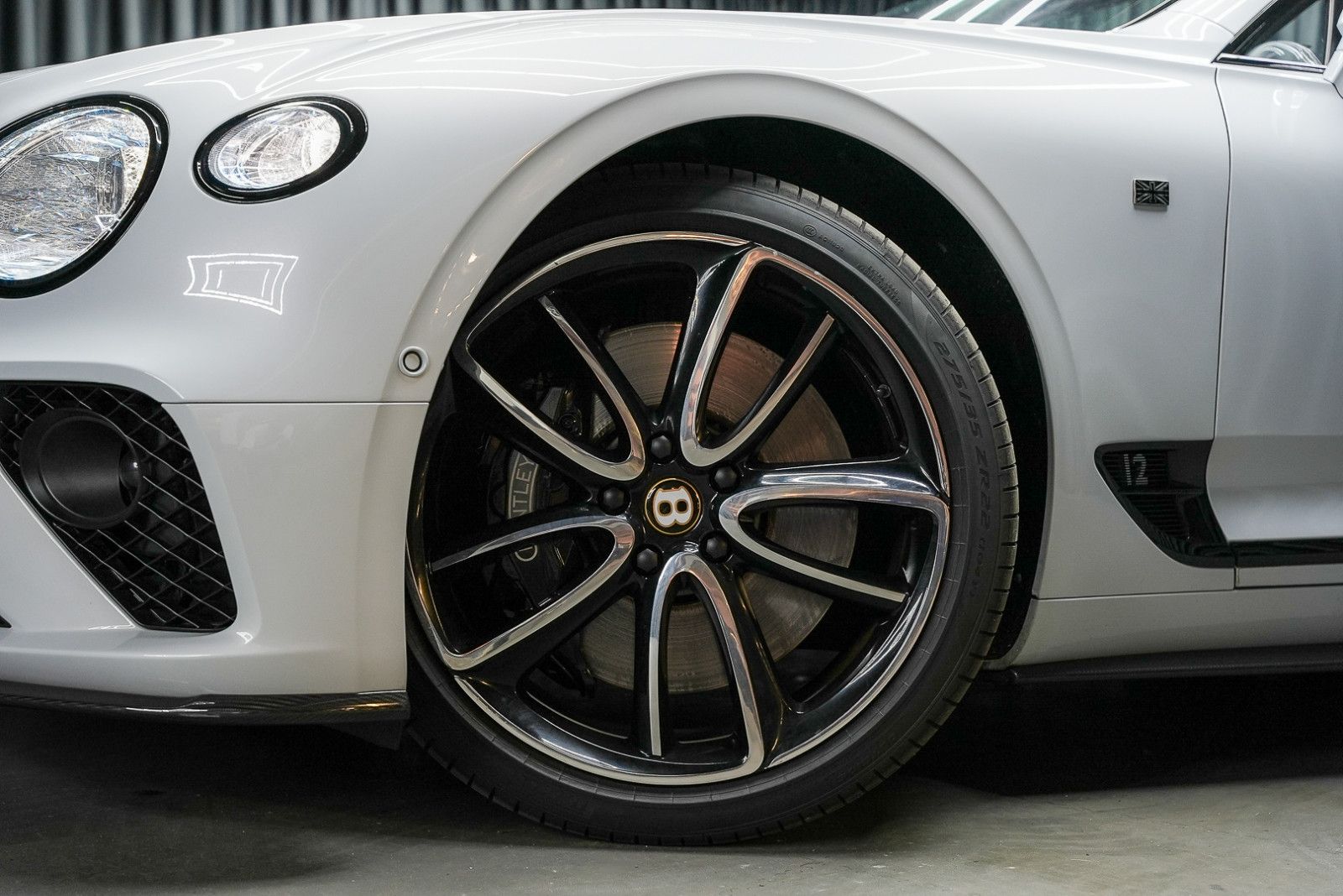 Fahrzeugabbildung Bentley Continental GTC 100years FirstEdition W12 CARBON