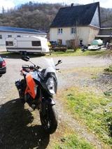 KTM 1290 Super Duke GT - KTM SUPER DUKE 1290