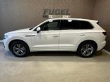 Volkswagen Touareg 3.0 V6 TDI 4M R-Line NAVI|LEDER|SHZ - VW Touareg in Chemnitz