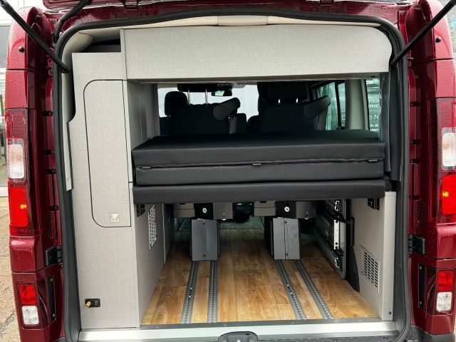 Fahrzeugabbildung Nissan Primastar Seaside 170 dCi 7DCT Camper 360° NAVI