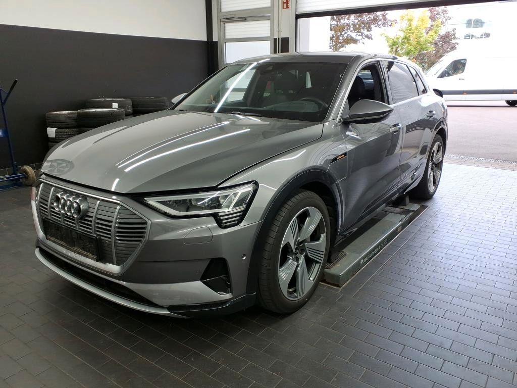 Image of Audi e-tron