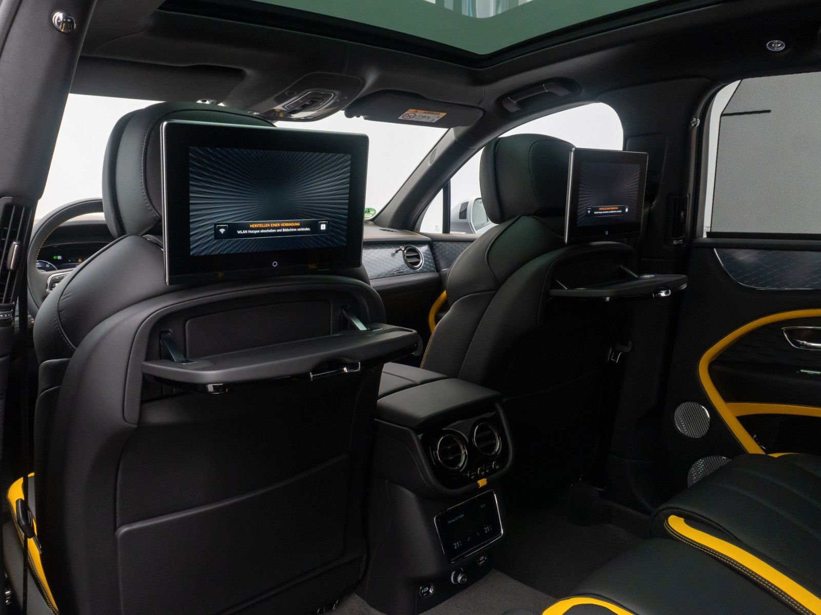 Fahrzeugabbildung Bentley Bentayga 4.0 V8 Speed Individual Carbon MegaVoll