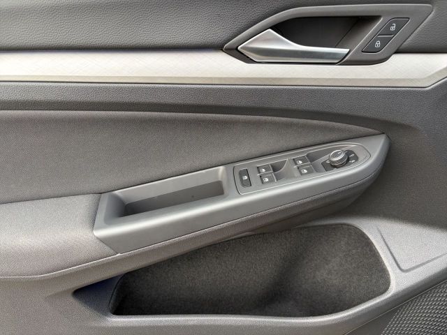 Golf VIII Life 1.5 TSI NAVI/STHZG/LED/ACC/RFK