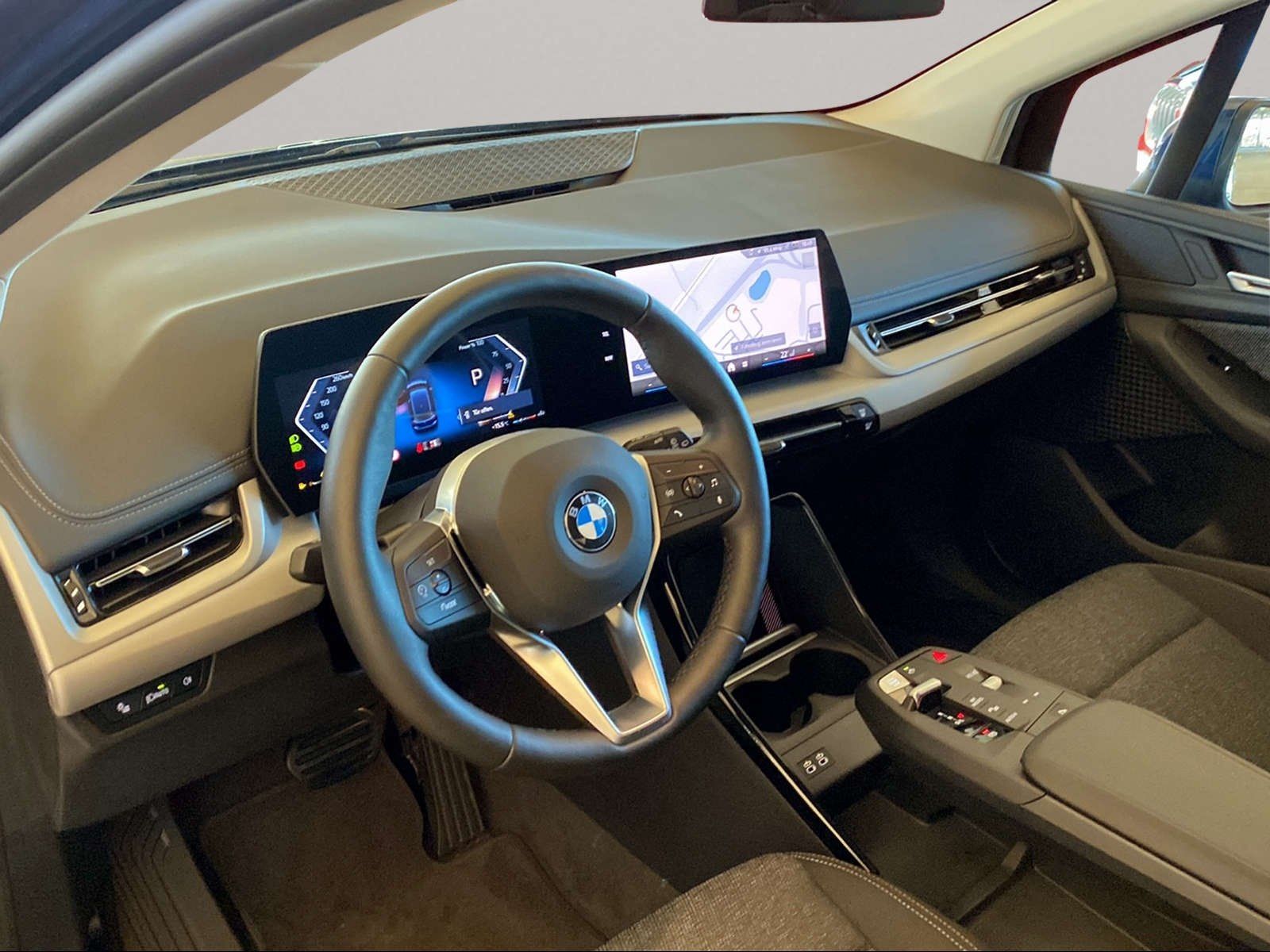 BMW 220 Active Tourer - Bild 4