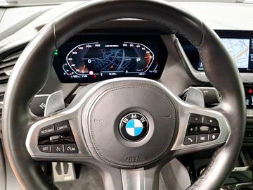2022 BMW M235 缩略图 13
