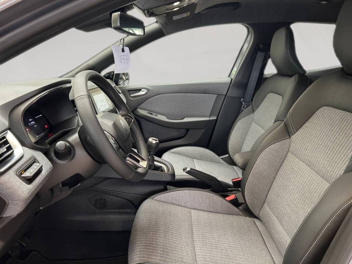 Fahrzeugabbildung Renault Clio TCe 90 Techno