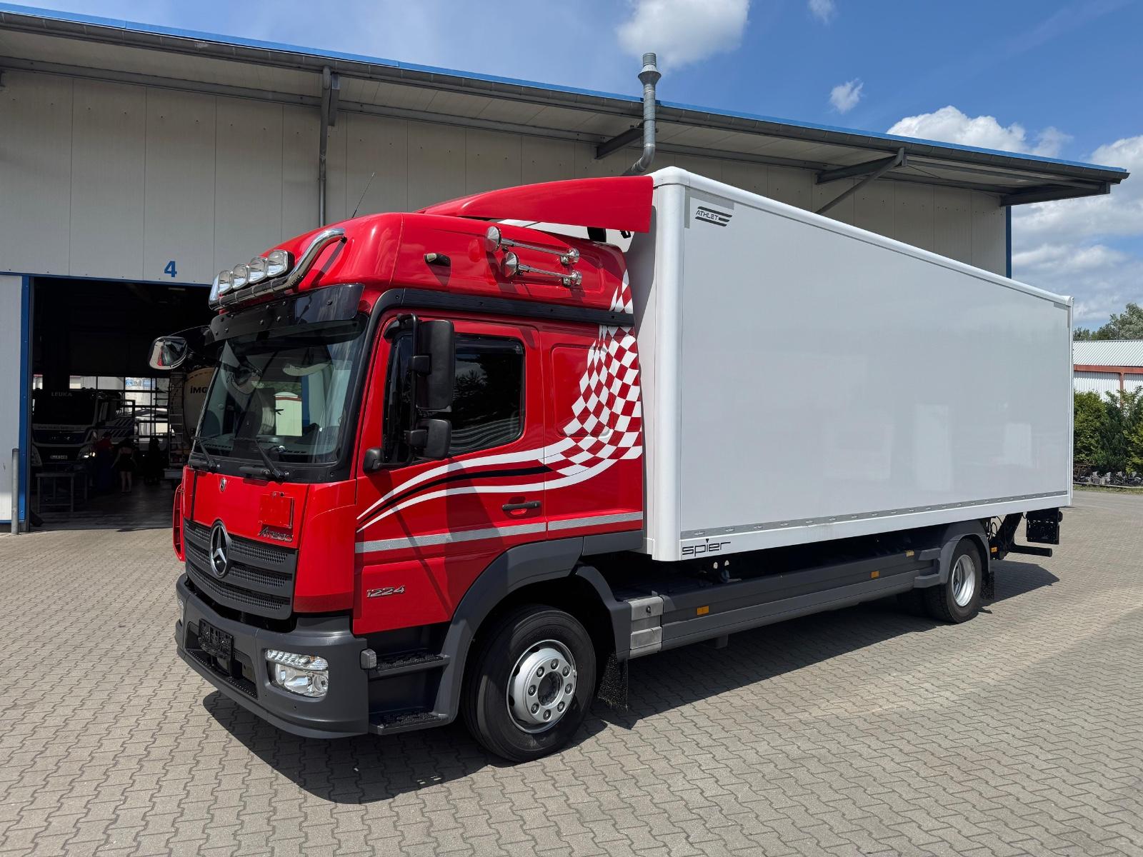 Mercedes-Benz 1224 L 7,3m  LBW 1.5t Klima Heizung 1 Bett