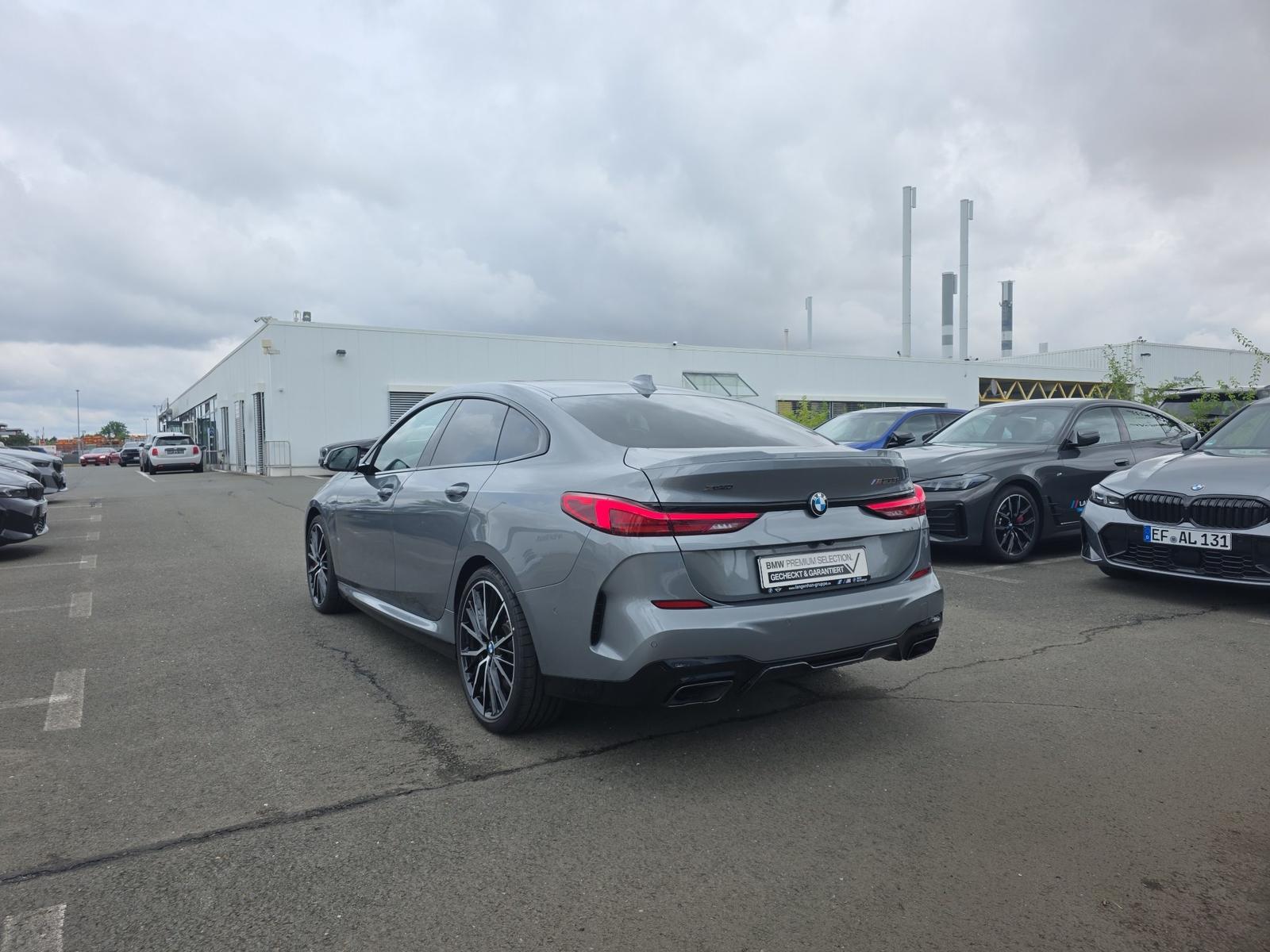 BMW M235i xDrive Gran Coupé Head-Up HK HiFi ACC