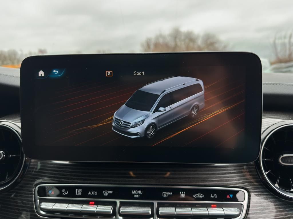 Fahrzeugabbildung Mercedes-Benz V 300 d 4MATIC AVANTGARDE EDITION Lang AHK*Leder