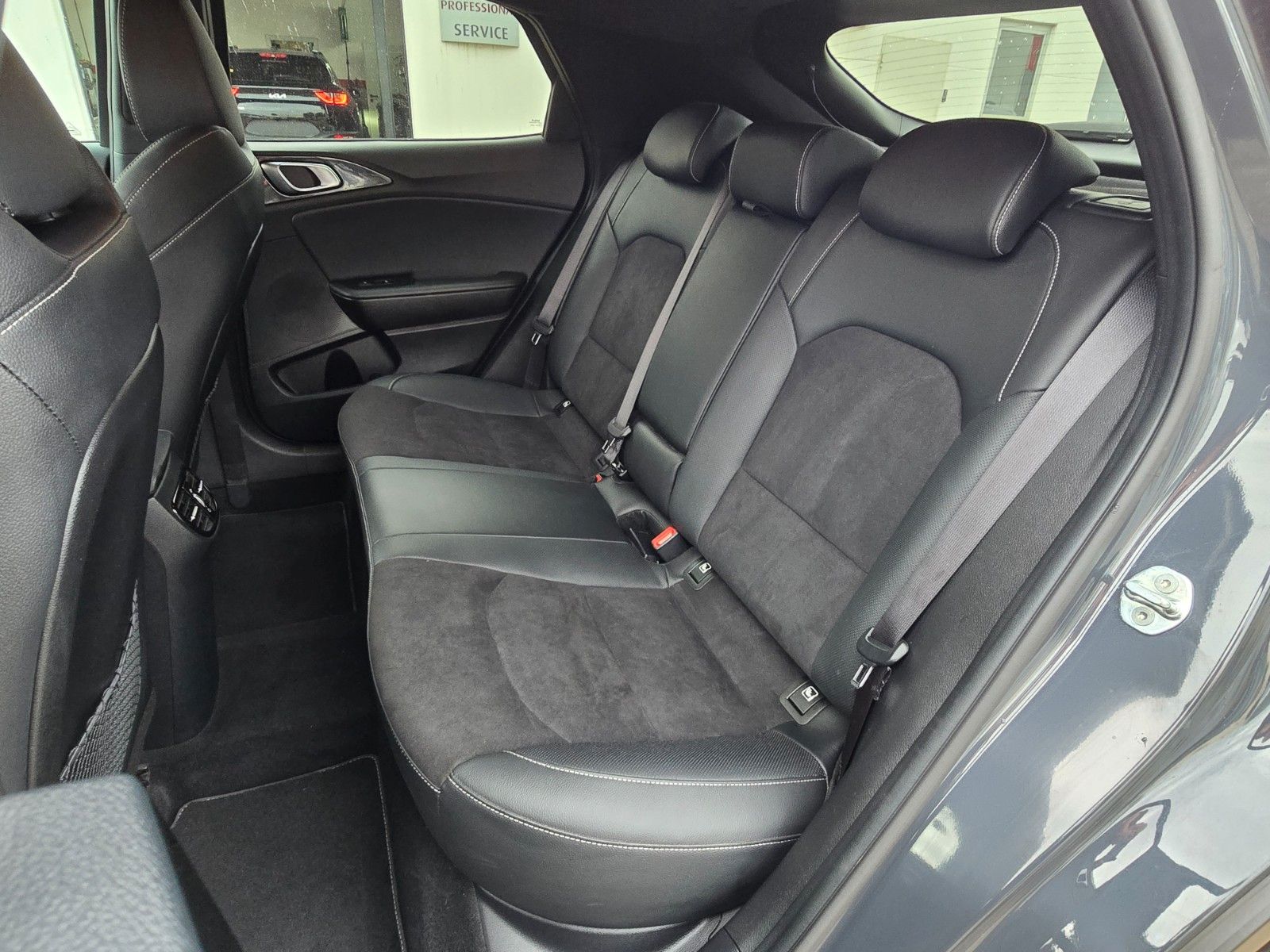 Fahrzeugabbildung Kia XCeed 1.5 T-GDI DCT - Black Xdition