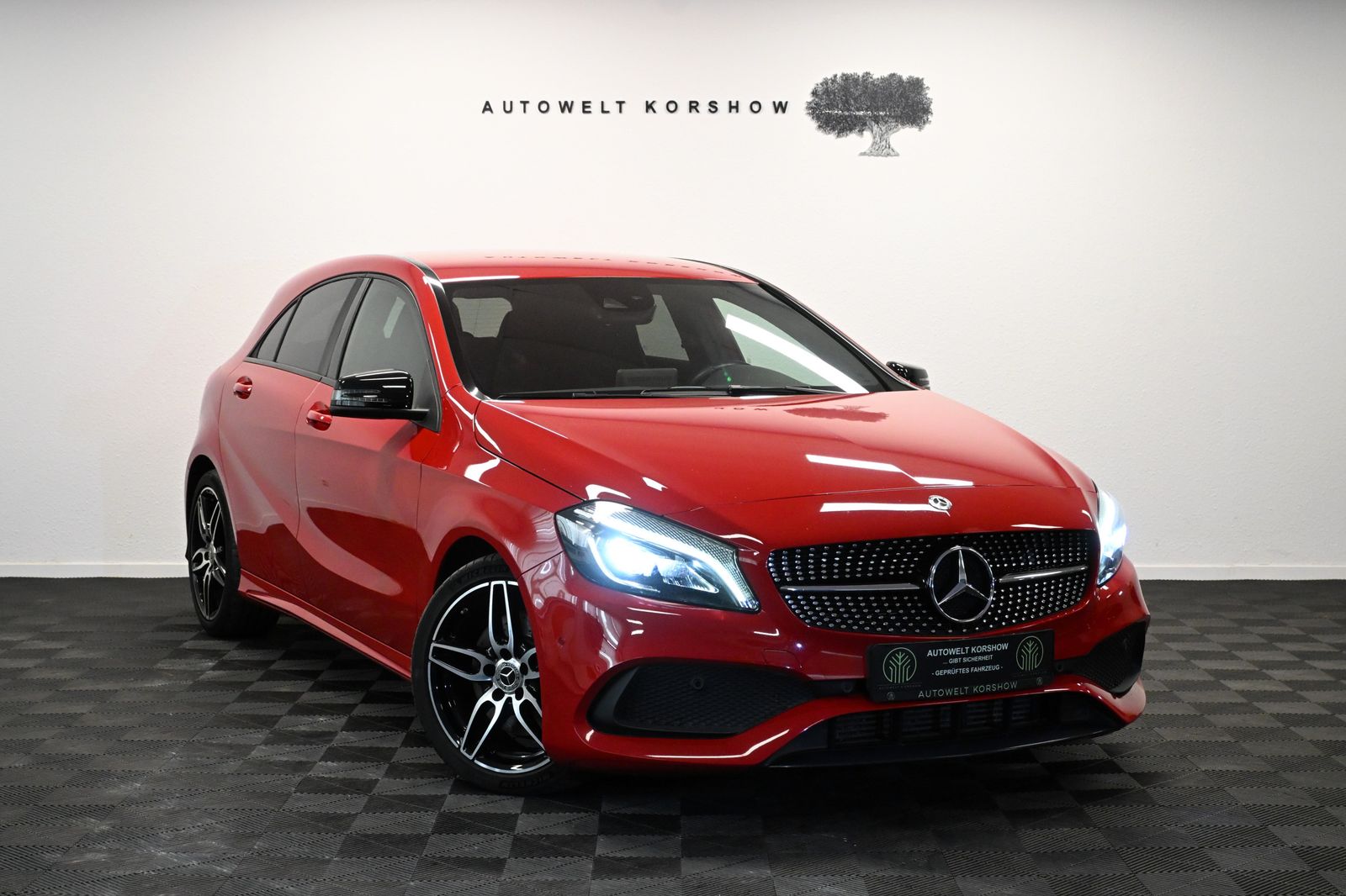 MERCEDES-BENZ A 220 CDI *AMG-LINE *STANDHZ *KAMERA *LED *SHZ