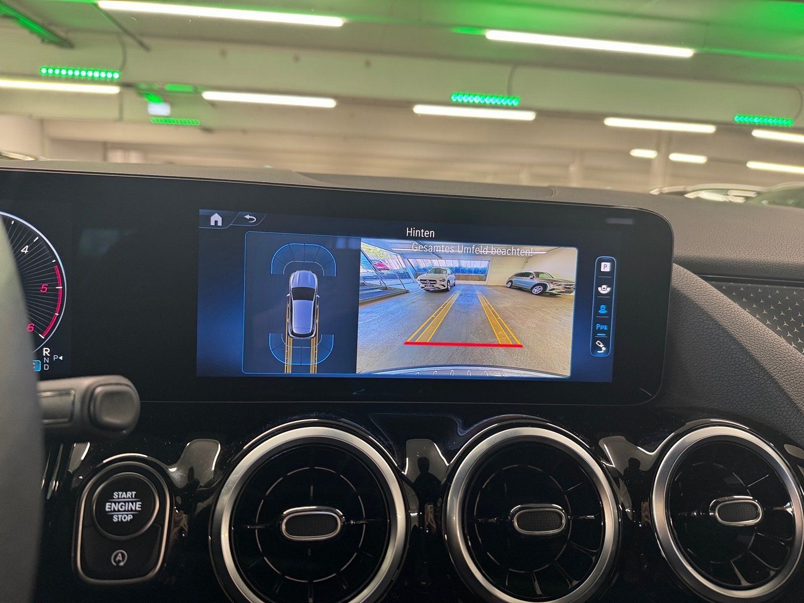 Fahrzeugabbildung Mercedes-Benz GLA 220 d 4M PRogressive*AHK*Totwinkel*Multibeam