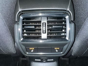 MYAUTOCENTER – Gebraucht- und Jahreswagen mit Werkstattservice in Pfaffenhofen Skoda Karoq*KEYLESS*StHZ(VH)*2-ZONEN*ACC*LED*CARPLAY*