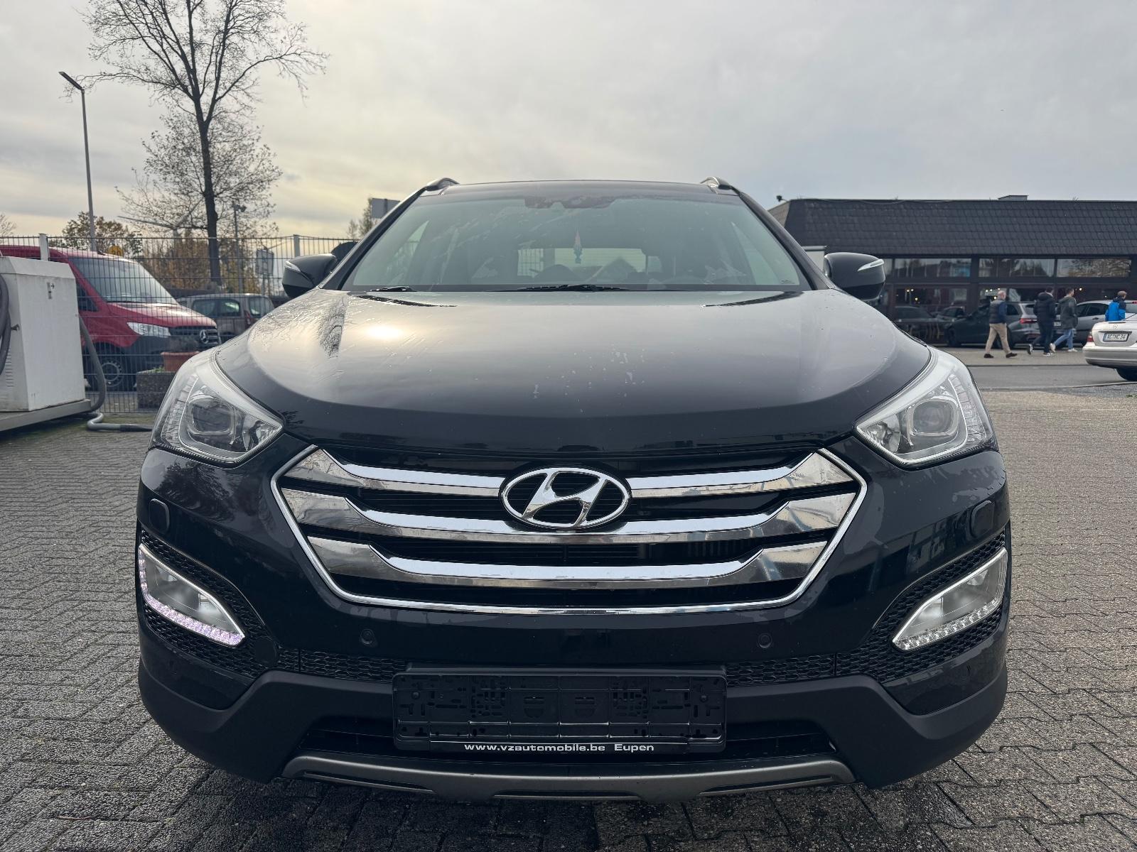 Hyundai Santa Fe Premium 4WD*7SITZER*PANORAMA*