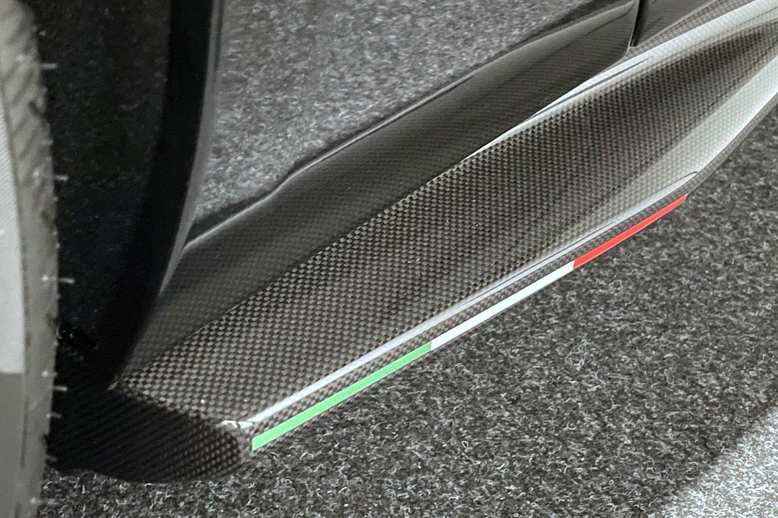 Fahrzeugabbildung Ferrari 812 GTS - FULL CARBON