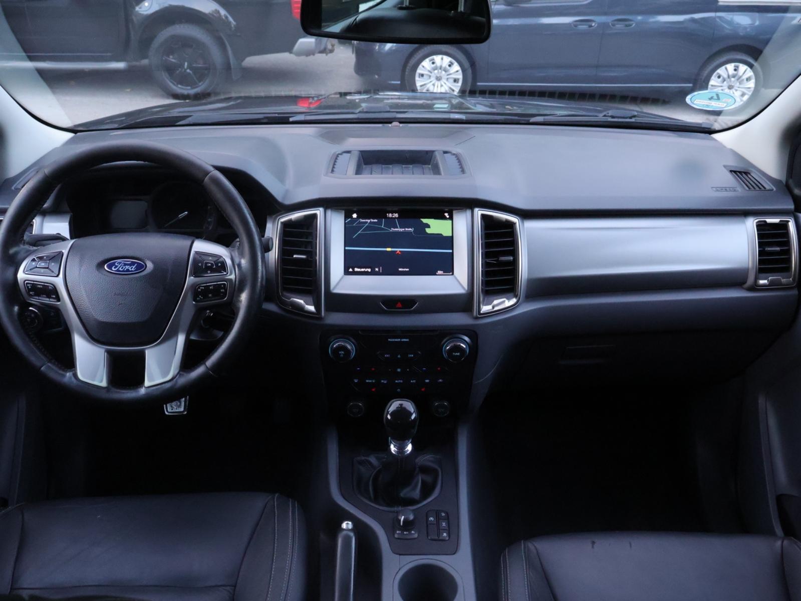 Ford Ranger Limited Double Cab 3.2 TDCi 5 cyl. 200 ch BVM 4x4 / Cuir / Caméra de recul / Pack Off-Road / Attelage 3,5 t