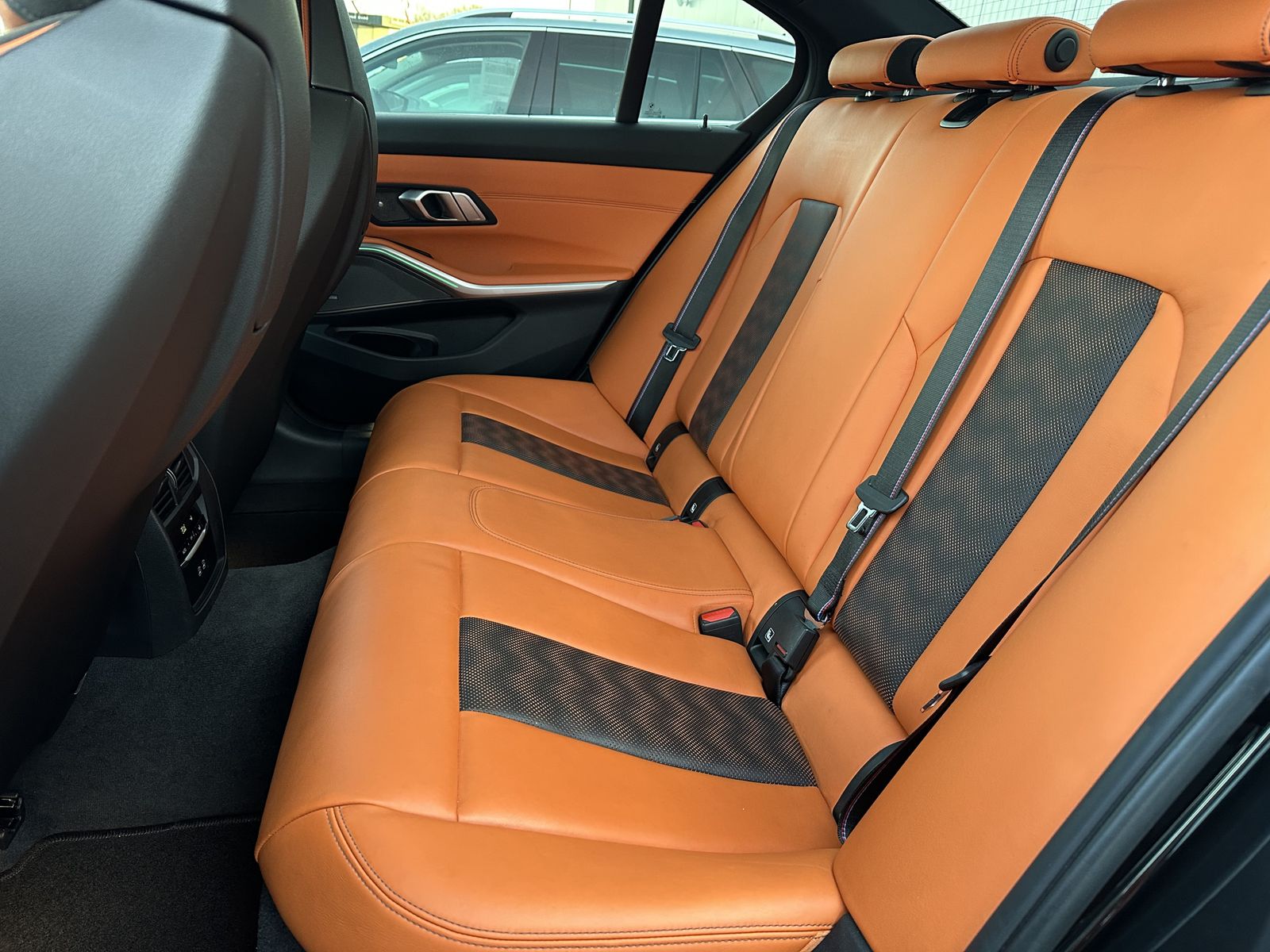 Fahrzeugabbildung BMW M3 Competition NAV+LASER+HEAD-UP+H&K+360°+19/20