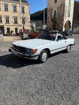 Mercedes-Benz SL 560 - weiße Mercedes-Benz SL 560