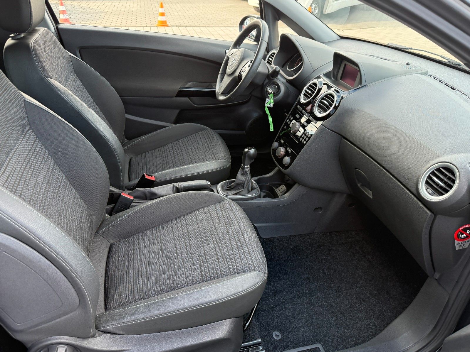 Fahrzeugabbildung Opel Corsa D Energy,Klima,ZV,Sitz+Lenkr-Heiz.