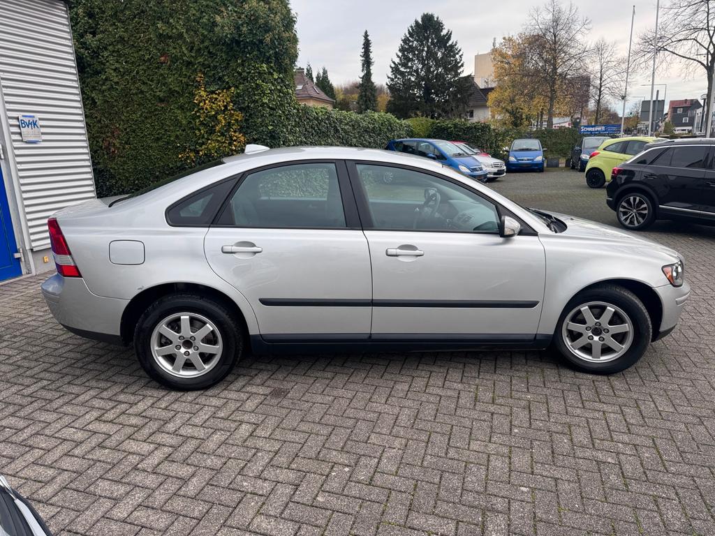 Volvo S40