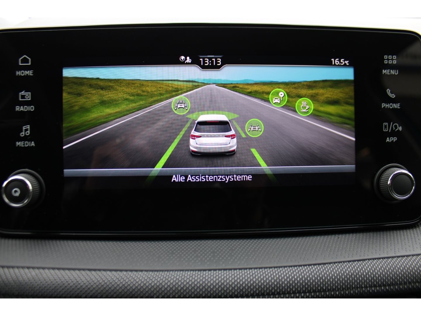SKODA Fabia 1.0 TSI Sonderm. 130 Jahre LED GRA PDC RFK - Image 22