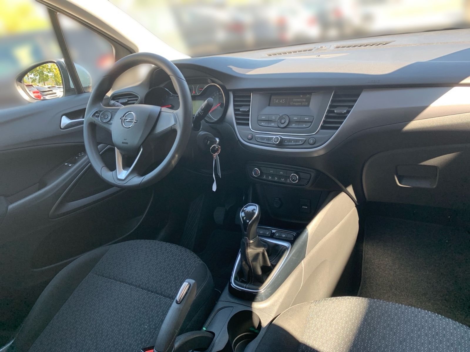 Fahrzeugabbildung Opel Crossland X 1.2 Selection S/S Parkpilot
