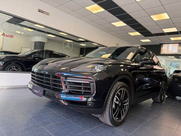 Porsche Cayenne - 3