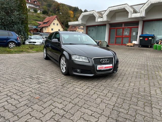 Audi A3 1.6 Attraction