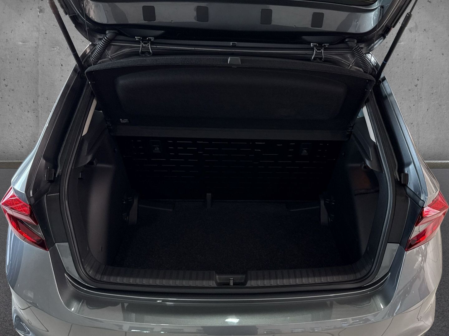 Fahrzeugabbildung SKODA Fabia 1.0 MPI Active GSR Klima LED SHZ PDC