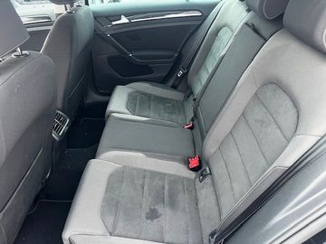 Volkswagen Golf VII Variant Highline