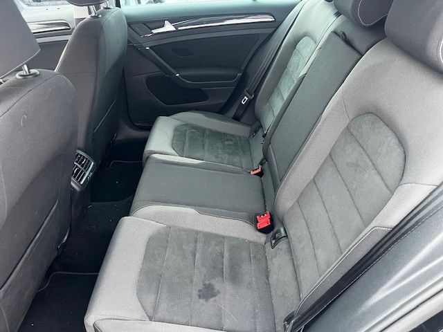 Volkswagen Golf VII Variant Highline