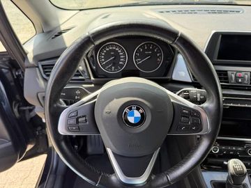 BMW 218 - 7