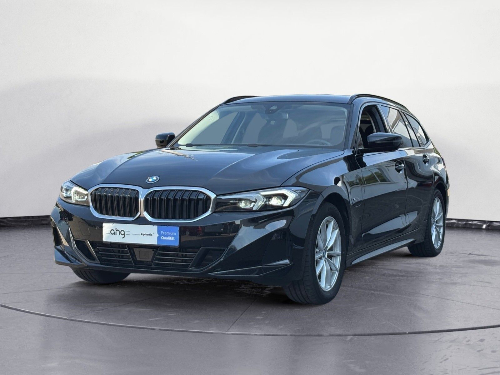 BMW 330e Touring Automatic Sport Aut. Klimaaut. imagem 2