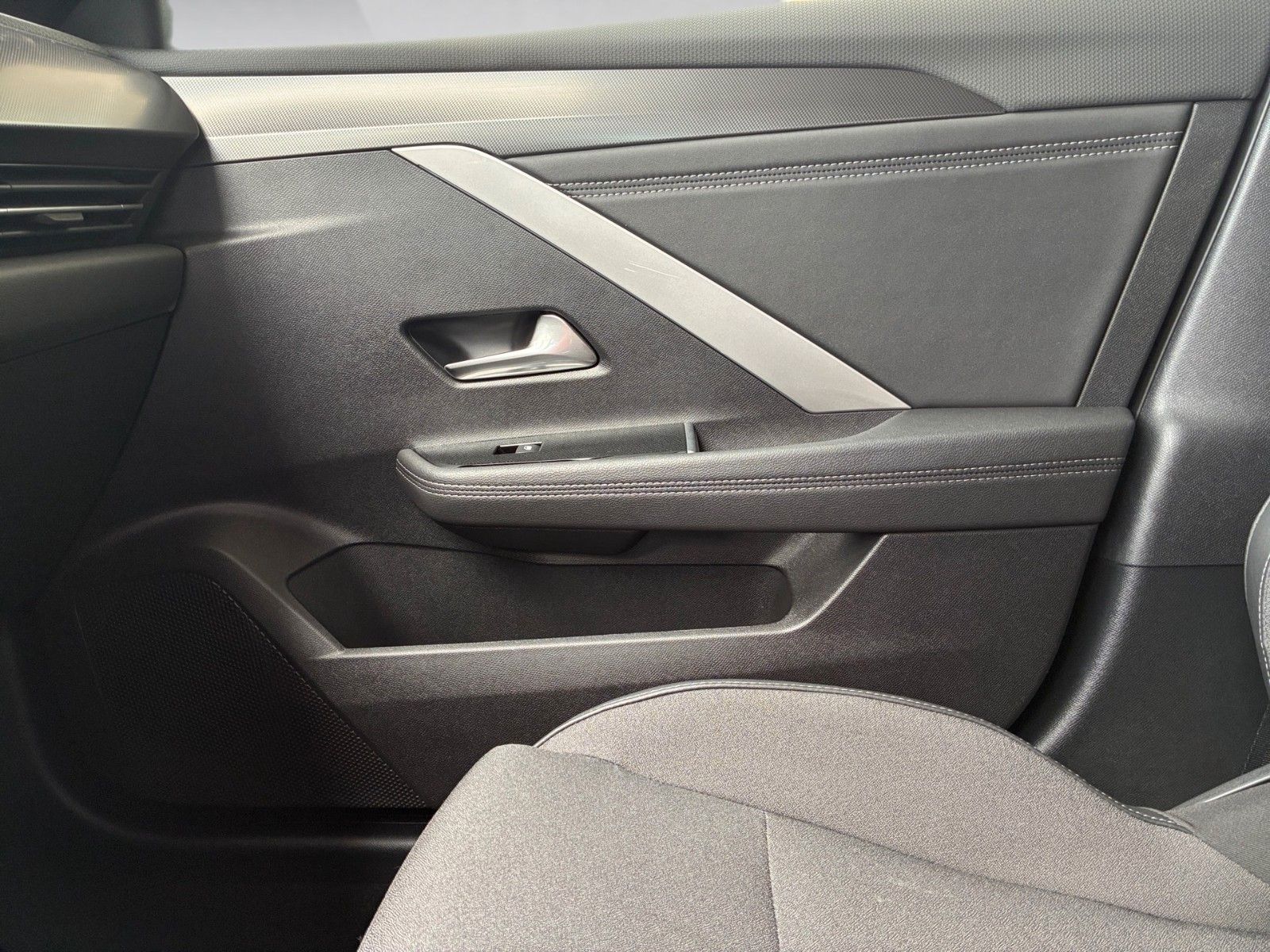 Fahrzeugabbildung Opel Astra L GS 130PS Automatik/AHK/Matrix!