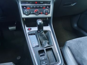 Seat Leon Xcellence*DSG*AHK*Navi*LED*Kamera*SHZ*PDC*