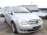 Mercedes-Benz B 170 ELEGANCE / XENON,LAMELLEN-DACH,LEDER,NAVI+ - Mercedes B 170 mit Schiebedach