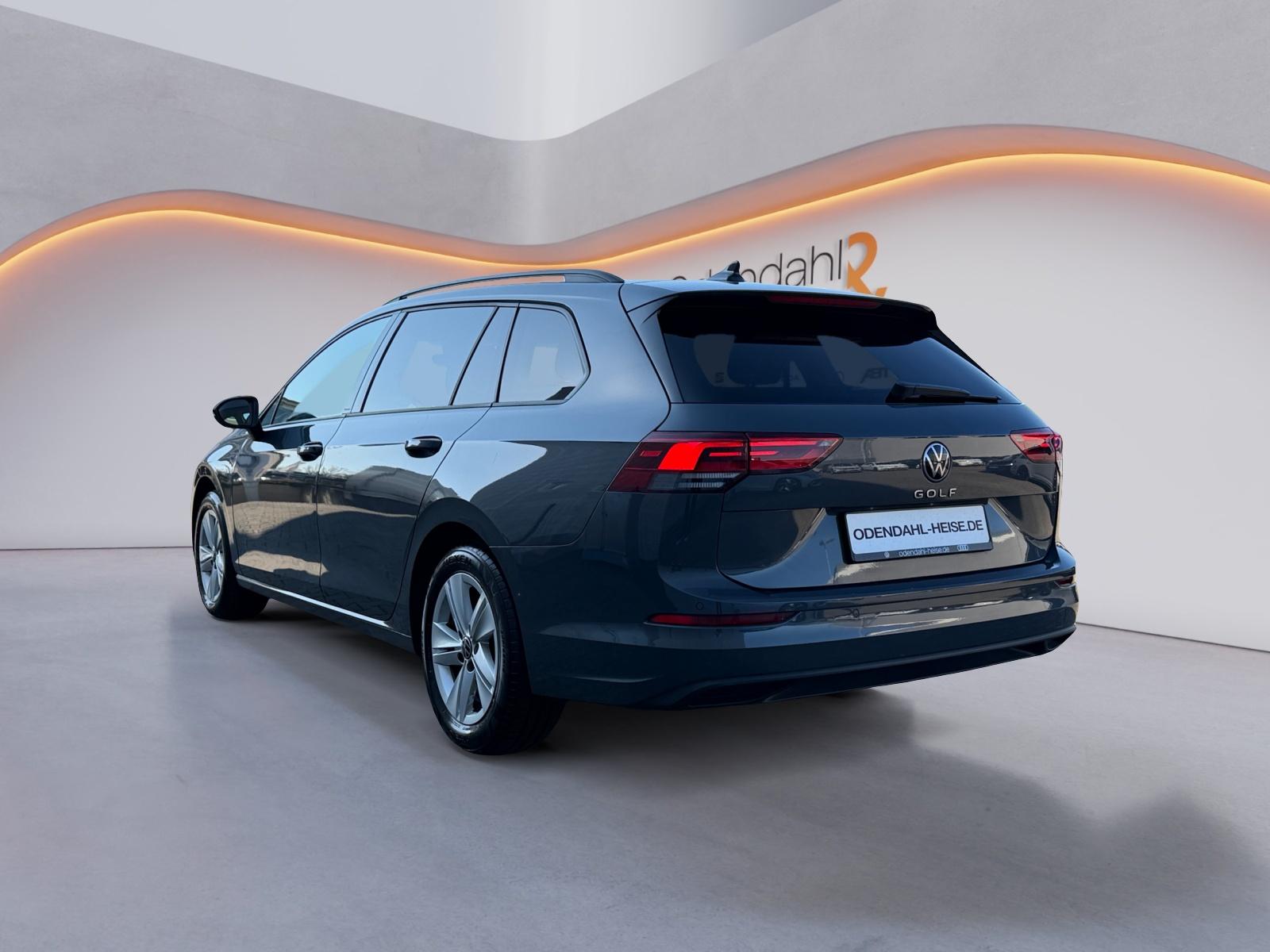 Volkswagen Golf Variant Life 2.0 TDI SCR DSG NAVI / ACC / E