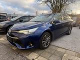 Toyota Avensis Touring Sports Business Edition - Toyota Avensis mit Diesel-Antrieb