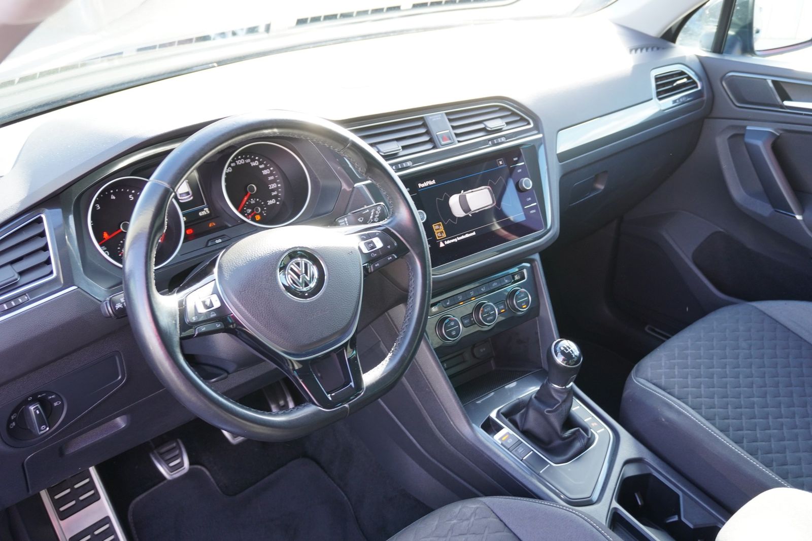 Volkswagen Tiguan 1.4 TSI Join Navi Sitzheizung ACC PDC foto 14