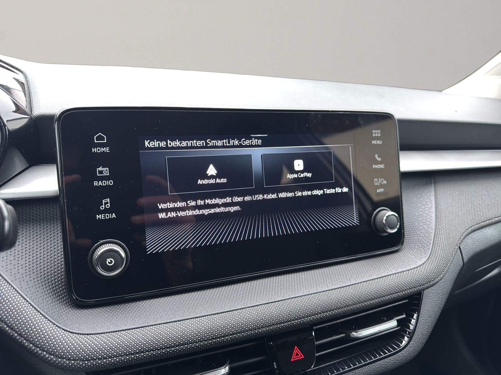 Fabia 1.0 TSI Selection, Vorbereitung AHK, LED,