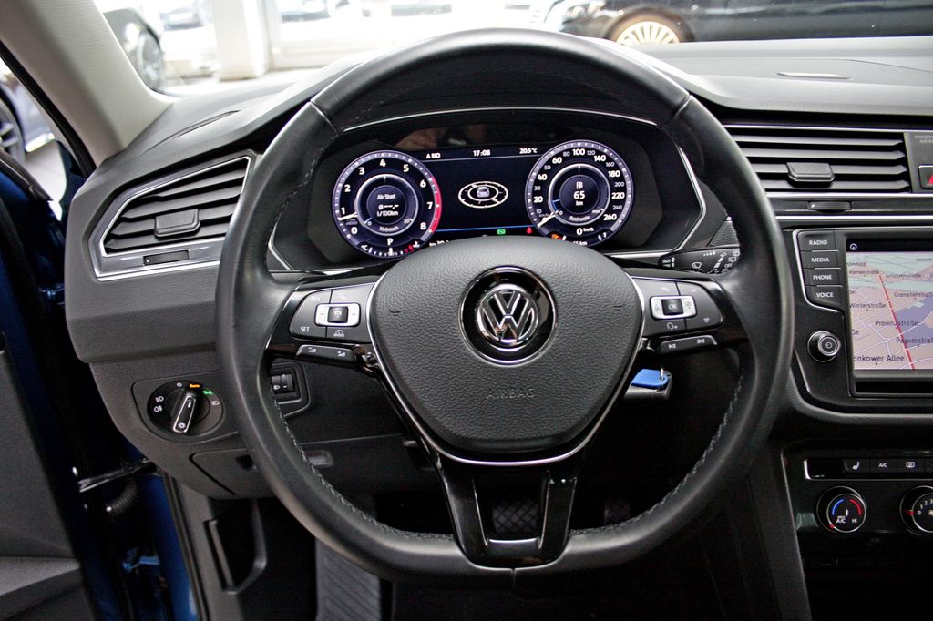 Volkswagen Tiguan 1,4 TSI BMT DSG AHK ACC 1. BESITZ VIRTUAL