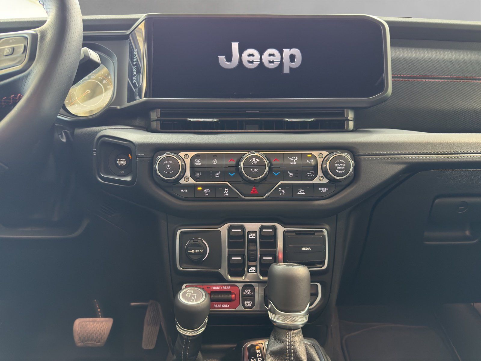 Fahrzeugabbildung Jeep Wrangler MOAB 6.4 V8 Hemi