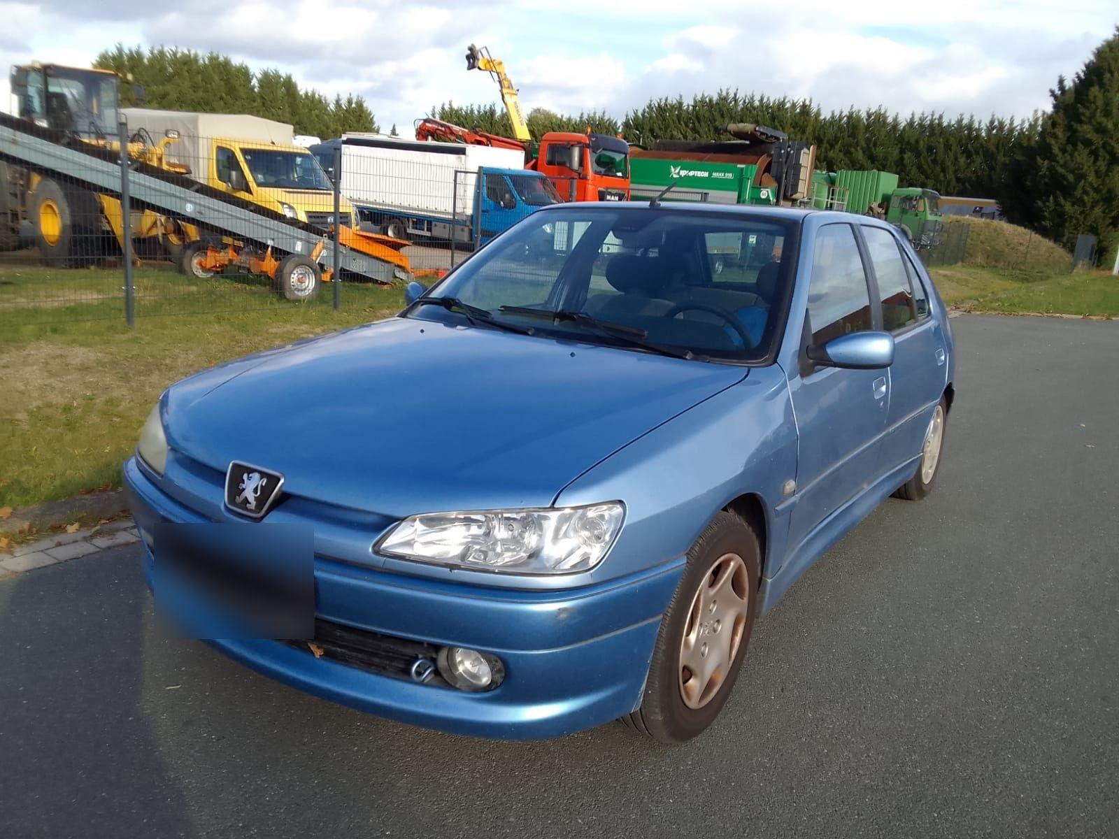 Peugeot 306