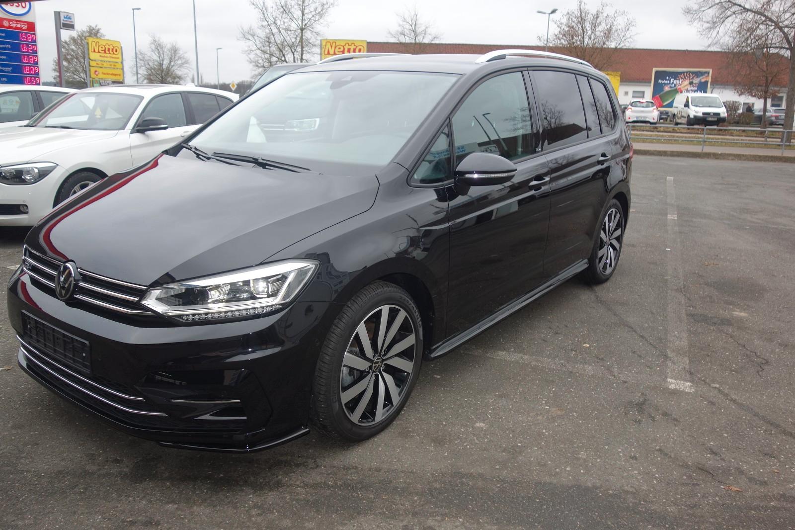 Volkswagen Touran Move R-Line Panorama