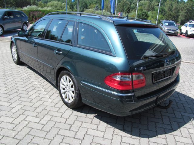 Mercedes-Benz E 280