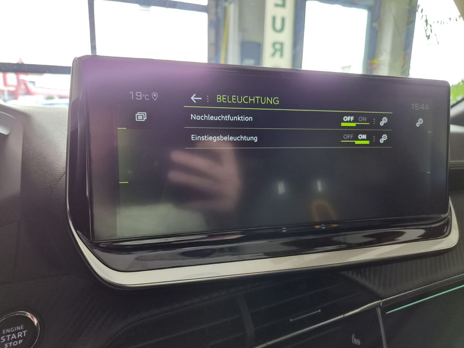 Fahrzeugabbildung Peugeot 208 GT / LED / NAVI / KAMERA / SCHECKHEFT