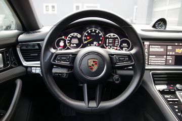 Porsche Panamera 4S E-Hybrid*InnoDri,Pano,Approved1126*