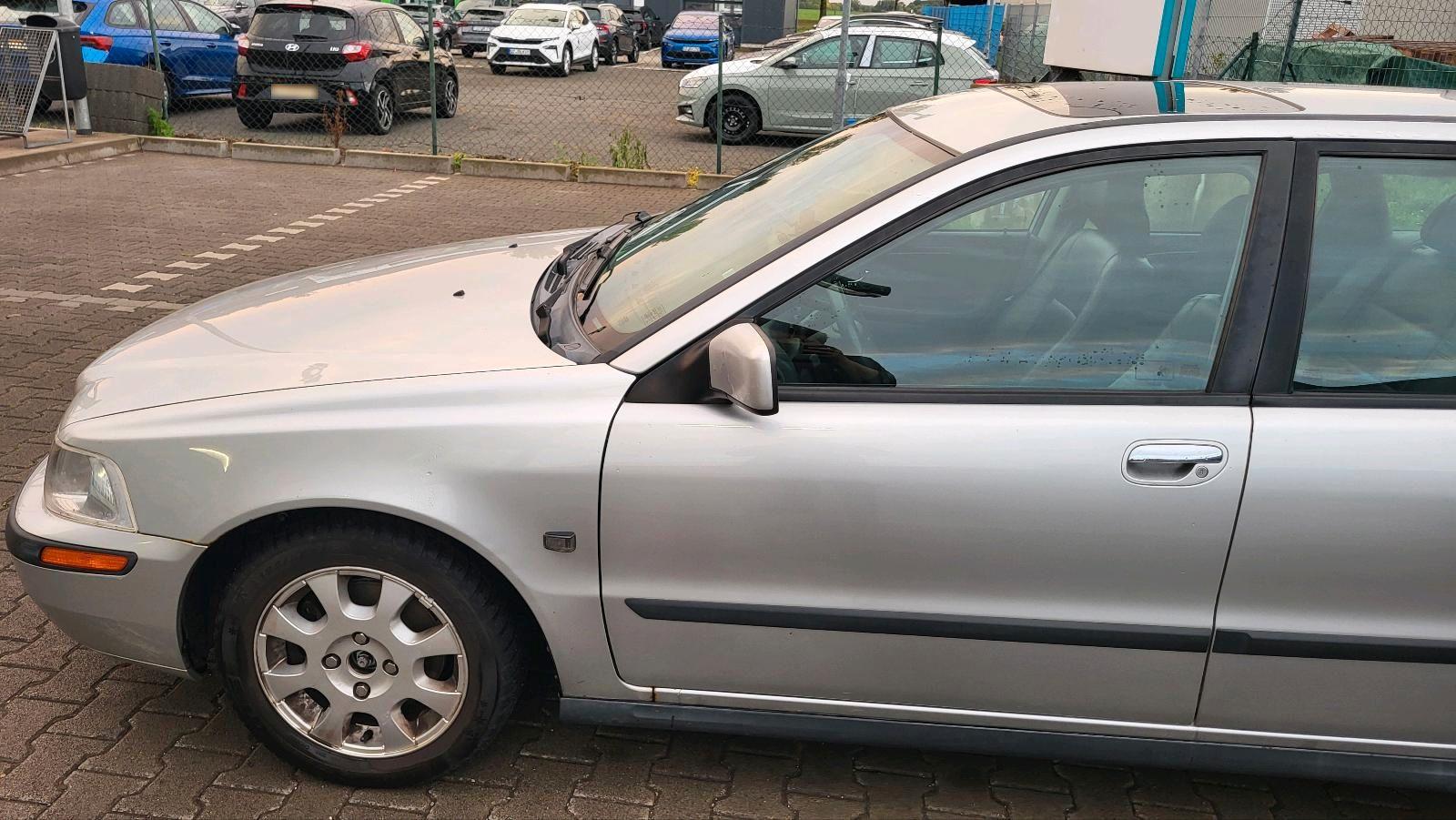Volvo V40 2004 — photo 5